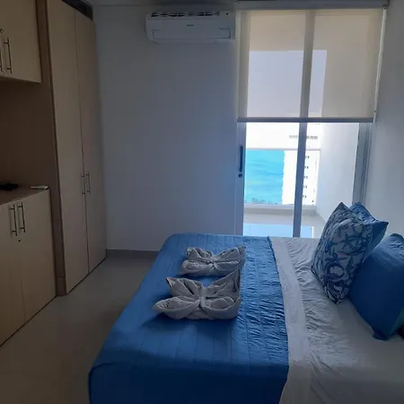 Espectacular Apartamento De Lujo Con Vista Al Mar Y Salida Directa A La Playa